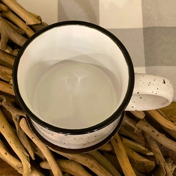 ADORABLE “Let’s Make S’mores & Cuddle” White & Black Speckled Campfire Mug - Picture 3 of 3